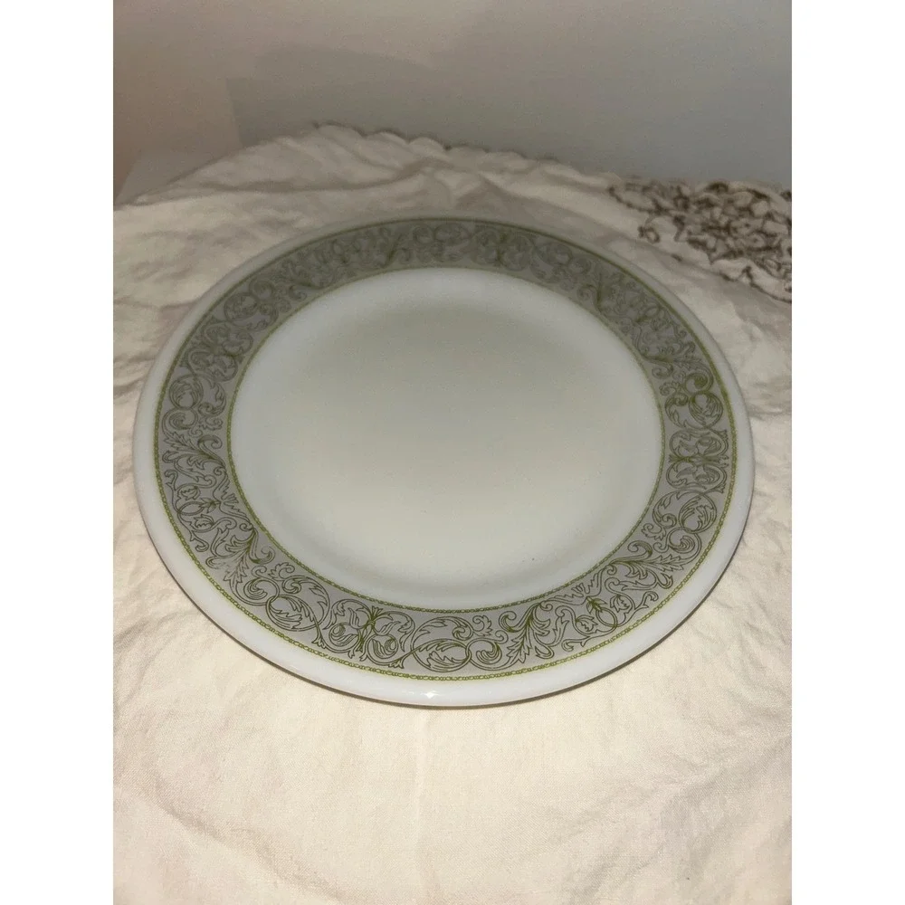 Vintage Pyrex Spring Blossom Green Crazy Daisy Milk Glass Dinner Plate 10 inch